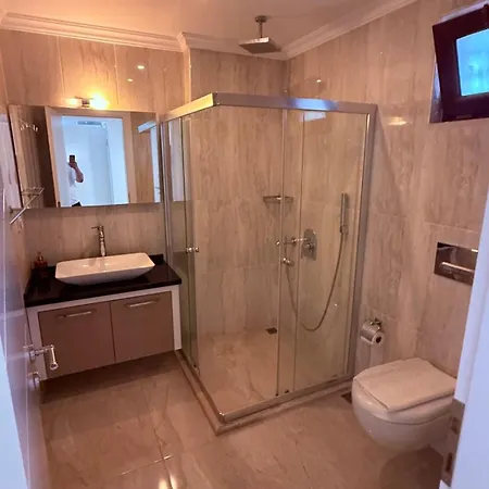 Villa Asfiya *
