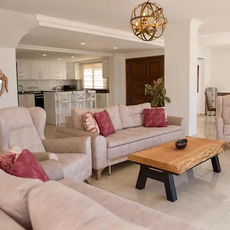 Asfiya Villa